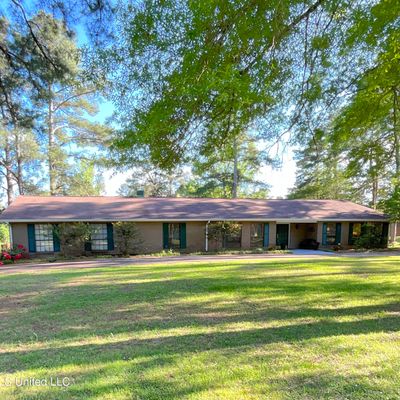 1729 Pinehill Ln, Raymond, MS 39154