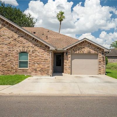 1518 River Bend Dr, Mission, TX 78572