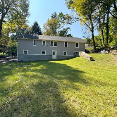 16 Eastview Dr, New Milford, CT 06776