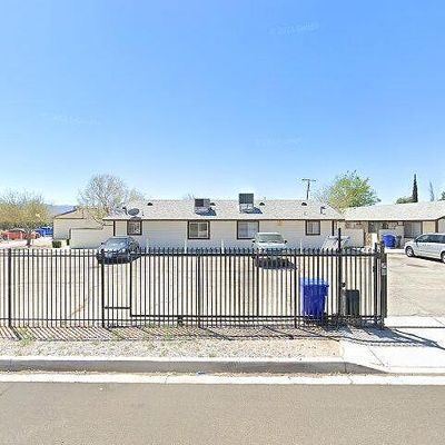 21601 Powhatan Rd, Apple Valley, CA 92308