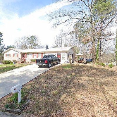 2208 Outwood Rd, Fultondale, AL 35068