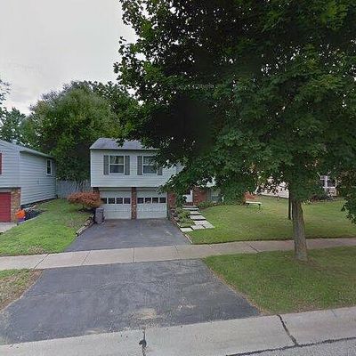 2243 Richmand Dr, Northwood, OH 43619