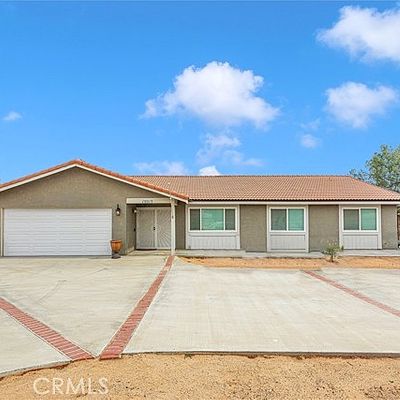 19213 Symeron Rd, Apple Valley, CA 92307