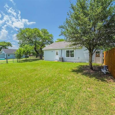 200 E Pace St, Frost, TX 76641