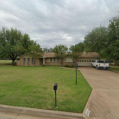 2604 Hilley Dr, Mineral Wells, TX 76067