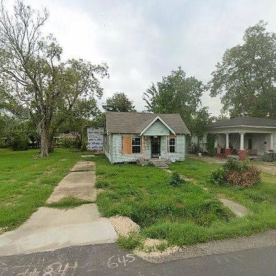 2645 Harriot St, Beaumont, TX 77705