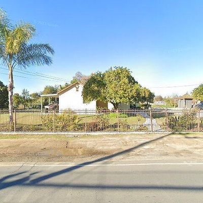 2701 Paradise Rd, Modesto, CA 95358