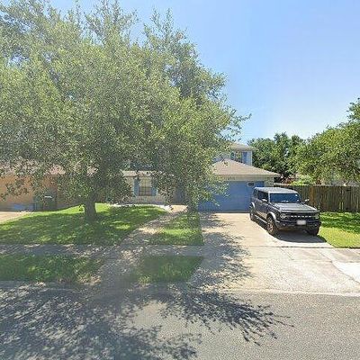 2714 W Mount Dr, Corpus Christi, TX 78414