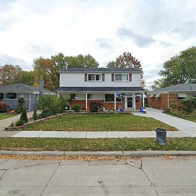 28300 Gladstone St, Saint Clair Shores, MI 48081