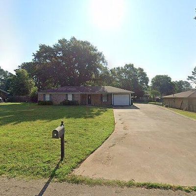 2888 Matt Dr, Longview, TX 75605