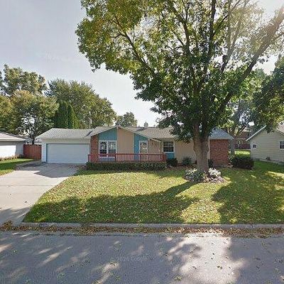 2426 Sherwood Dr, Janesville, WI 53545