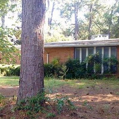 341 Fairway Ln, Barnwell, SC 29812