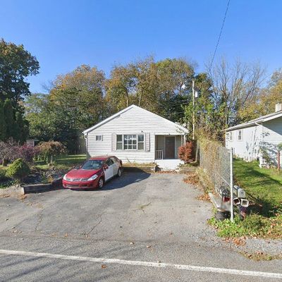 35 Berkley Park Rd, Reading, PA 19605