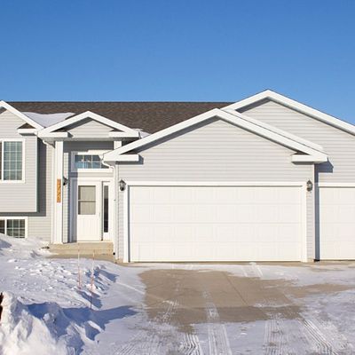 3721 10 Th St S, Moorhead, MN 56560