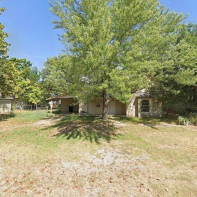 307 E 2 Nd St, Stroud, OK 74079