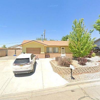 321 Arnold Dr, Aztec, NM 87410