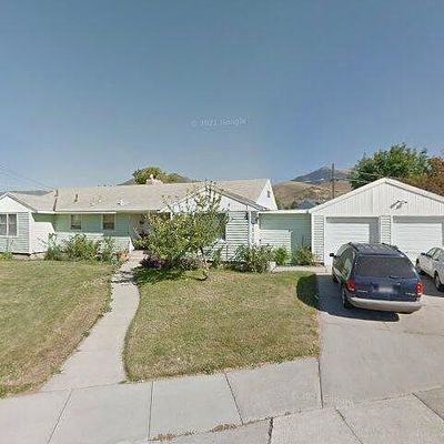 411 Pioneer Ave, Tooele, UT 84074