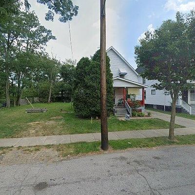 4127 E 141 St St, Cleveland, OH 44128