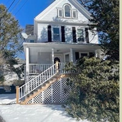 42 Harrison Ave, Wakefield, MA 01880