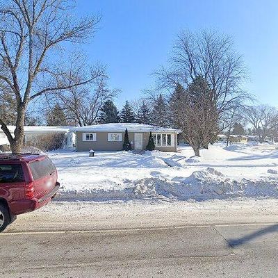 426 Oakway, Moorhead, MN 56560