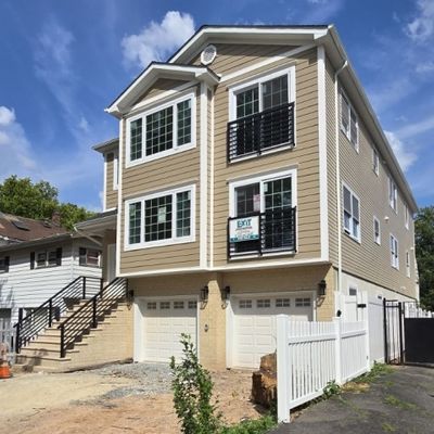 38 Newfield St, East Orange, NJ 07017