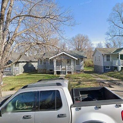 3816 E 68 Th St, Kansas City, MO 64132