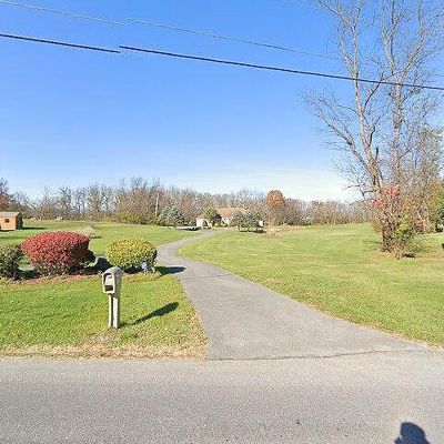 395 Crossroad School Rd, Newville, PA 17241