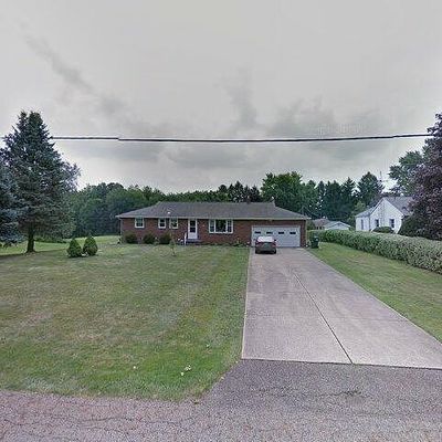 3988 Thompson St Ne, Canton, OH 44721