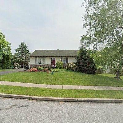 403 Grove Ave, Mohnton, PA 19540