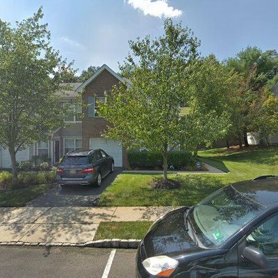 52 Windsong Cir, East Brunswick, NJ 08816