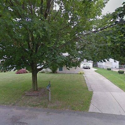 5343 Mick Ave Se, Grand Rapids, MI 49548