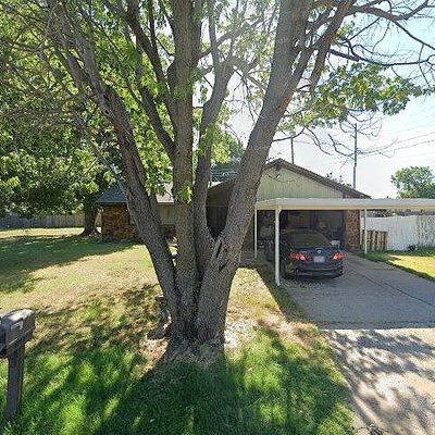 4909 S Spruce Dr, Sand Springs, OK 74063