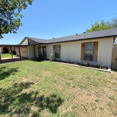 505 Avenue J, Abernathy, TX 79311