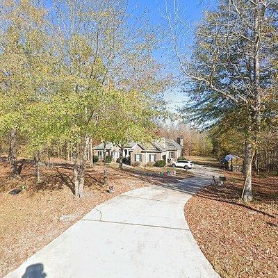 697 Gray Girls Rd, Senoia, GA 30276