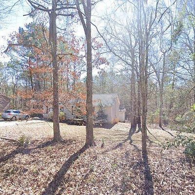 697 Rocky Point Rd, Covington, GA 30014