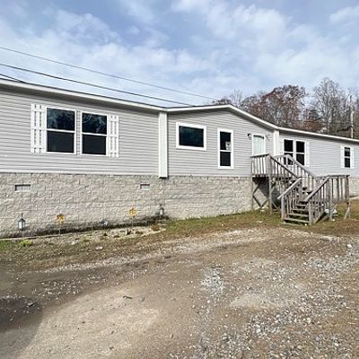 7 Old Maytown Rd, Langley, KY 41645