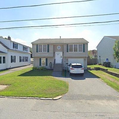 73 Clemence St, Cranston, RI 02920