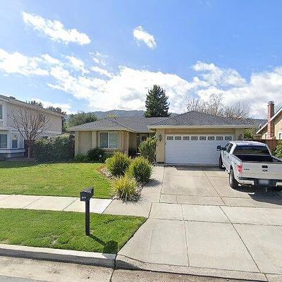 7359 Crawford Dr, Gilroy, CA 95020