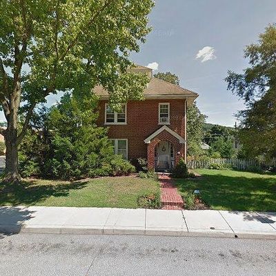 61 Highland Ave, Ephrata, PA 17522