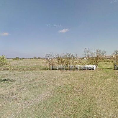 610 N 4 Th St, Gunter, TX 75058