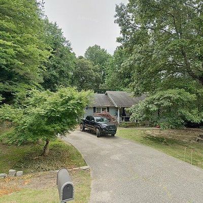 6277 Oak Ridge Dr, Flowery Branch, GA 30542