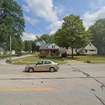 851 Richmond Rd, Cleveland, OH 44124