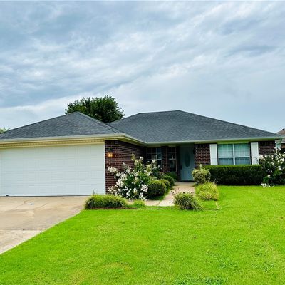 860 Honeysuckle Dr, Centerton, AR 72719