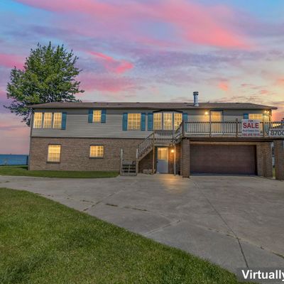 8700 S Channel Dr, Harsens Island, MI 48028