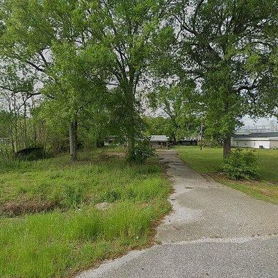 9013 Florida Blvd, Walker, LA 70785