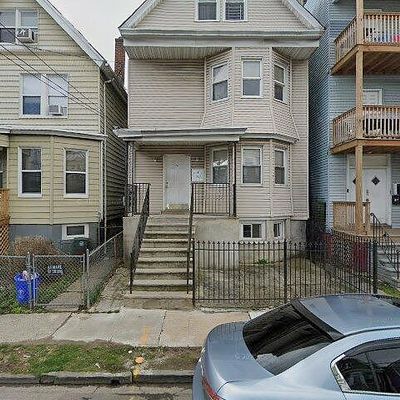 76 Maple Ave, Irvington, NJ 07111