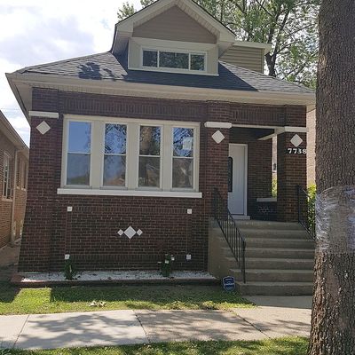 7738 S Clyde Ave, Chicago, IL 60649