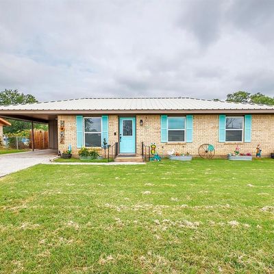 8 Cindy Cove St, Brownwood, TX 76801