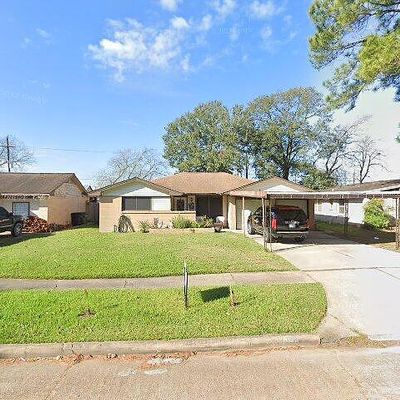 8106 Minnesota St, Houston, TX 77034