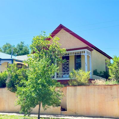 818 Douglas Ave, Las Vegas, NM 87701